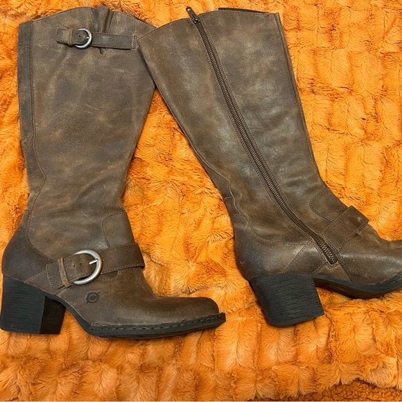 Born Shaylee Tall Distressed Leather Boots size 9.5 - Picture 2 of 8